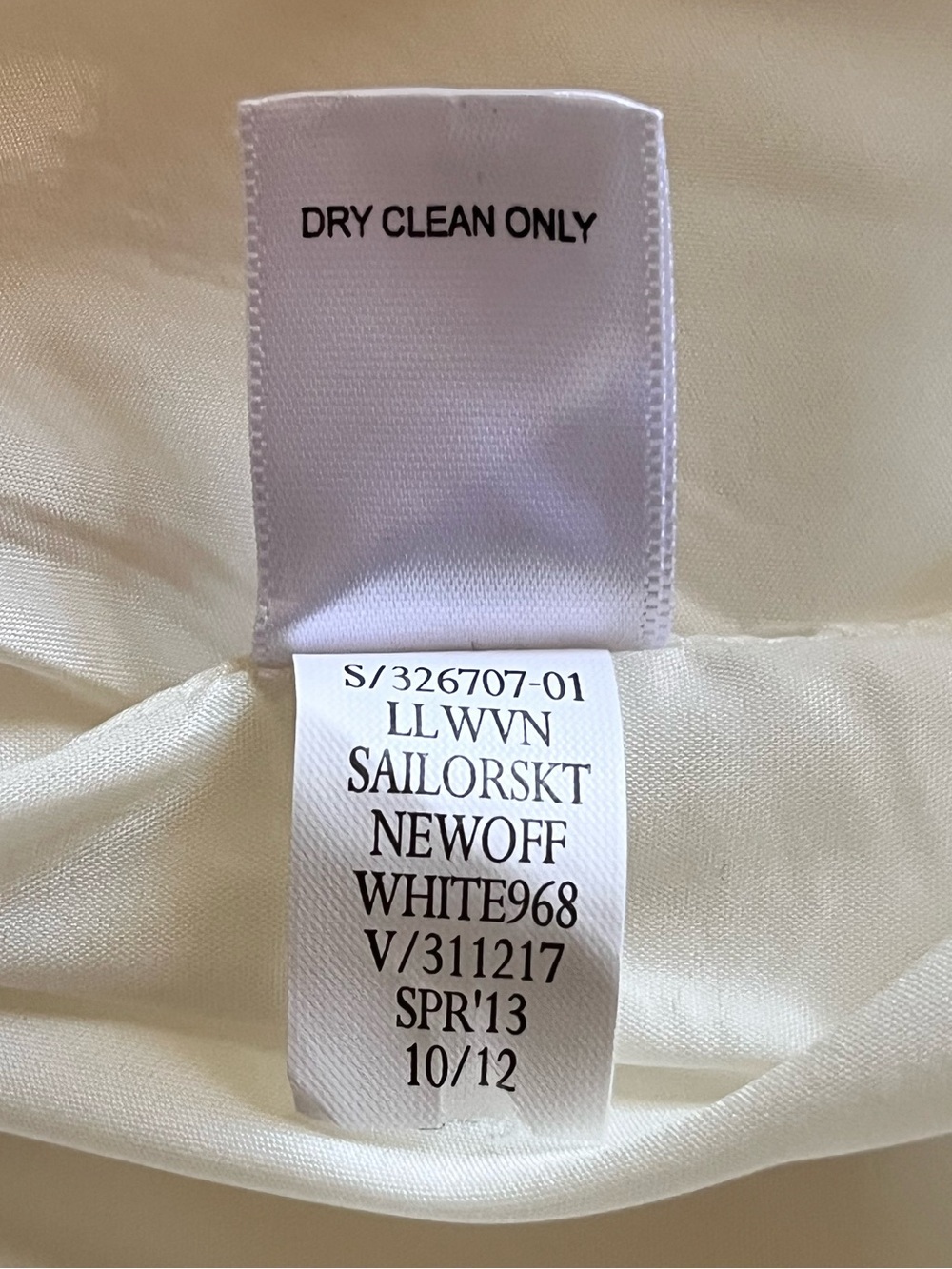 Banana Republic cream lined skirt 6 - Picture 5 of 5